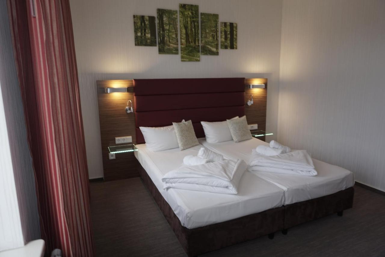 Hotel Und Restaurant Zum Deutschen Hause Lübbenau Εξωτερικό φωτογραφία