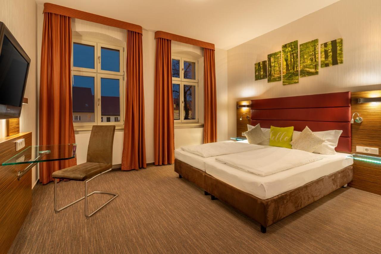 Hotel Und Restaurant Zum Deutschen Hause Lübbenau Εξωτερικό φωτογραφία
